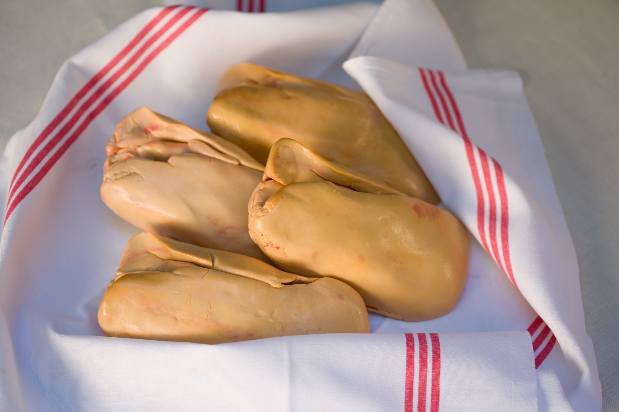 Foie gras de canard cru extra IGP Sud-Ouest Déveiné-Dénervé – 500g